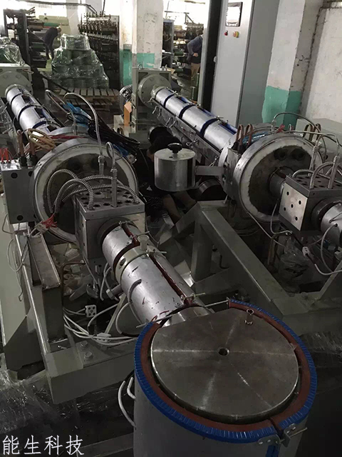 拉丝机2.jpg 拉丝机2.jpg